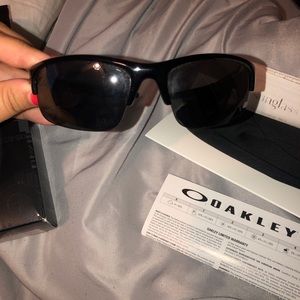 Men’s Oakley sunglasses